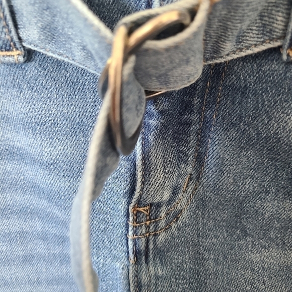 REPURPOSED Maurice's Patchwork Distressed Blue Denim Mini Skirt Size 27 - Picture 5 of 12